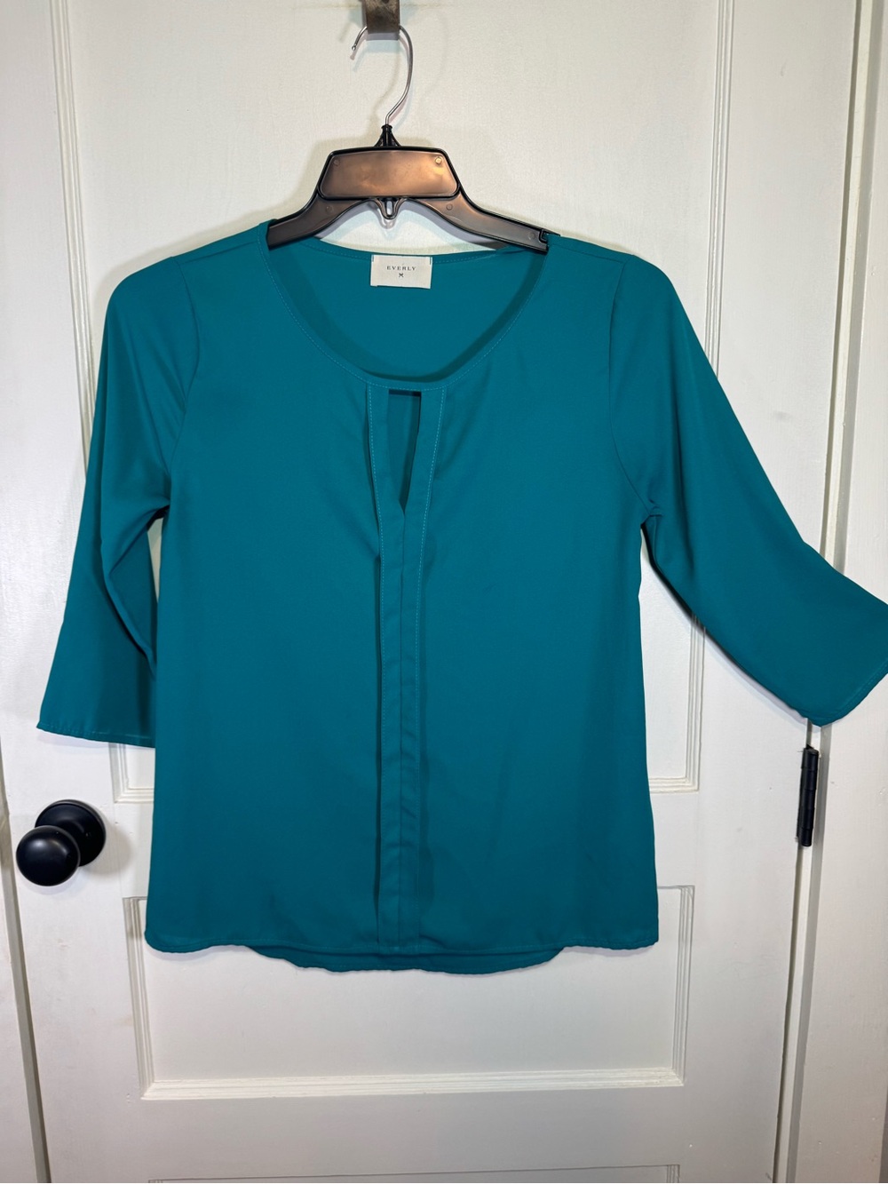 Everly Teal Keyhole Long Sleeve Top